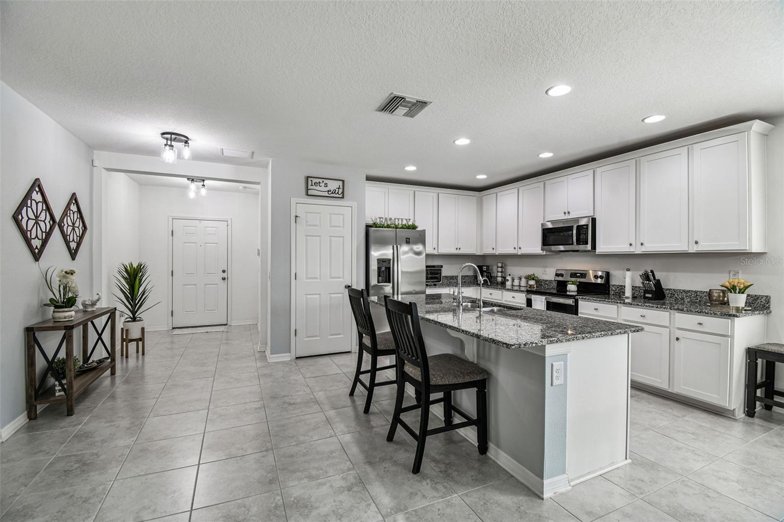 12907 CONQUISTADOR LOOP