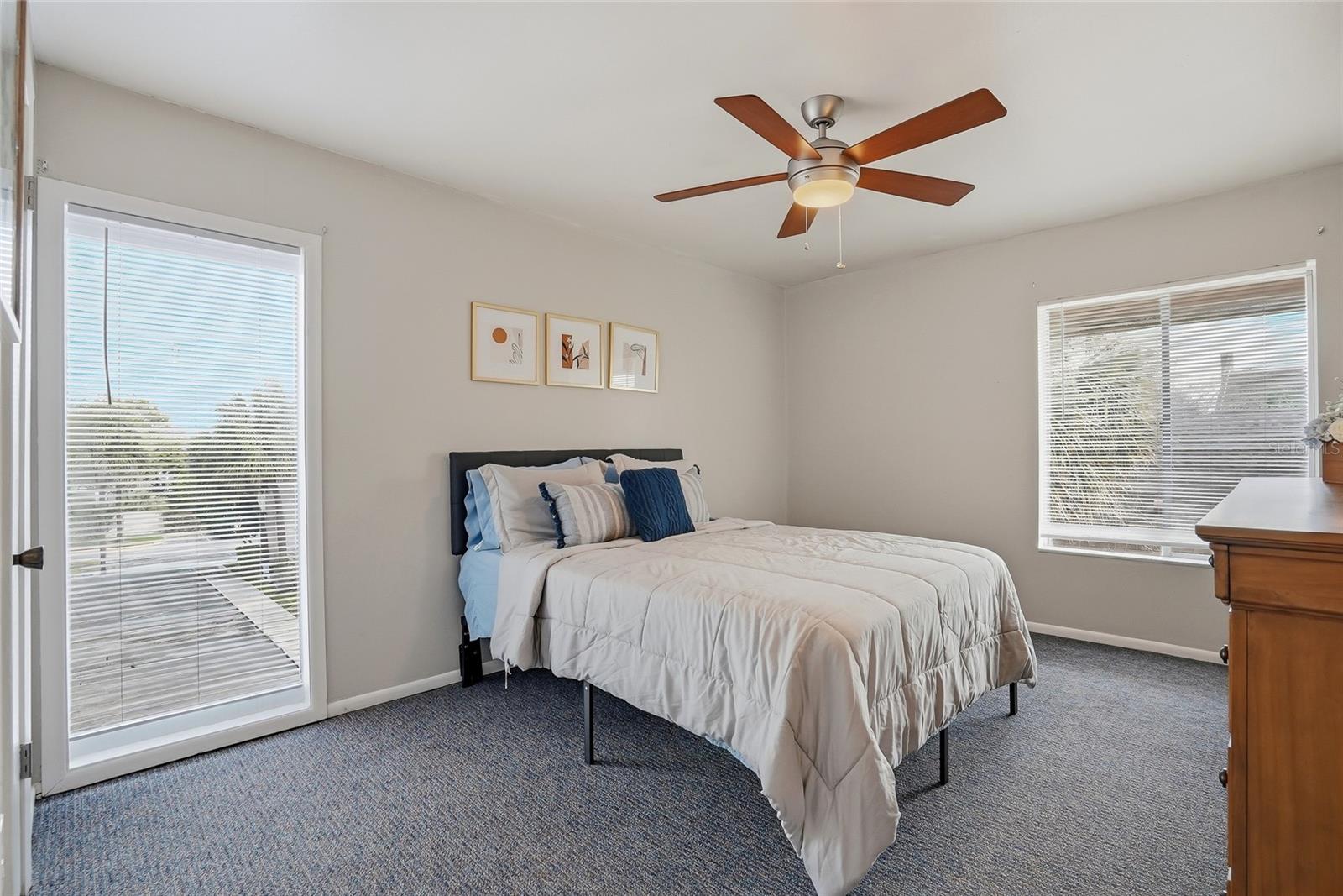 8602 CHAMPLAIN CT #90