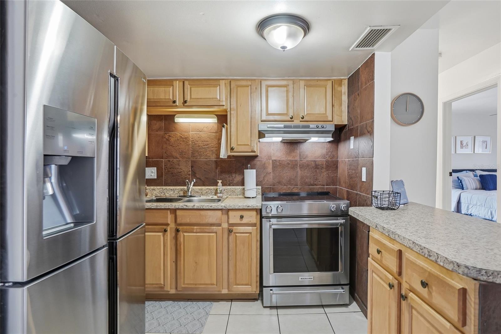 8602 CHAMPLAIN CT #90