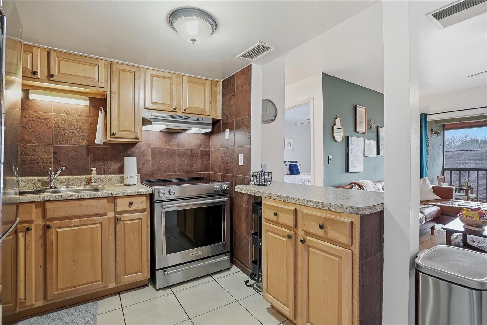 8602 CHAMPLAIN CT #90