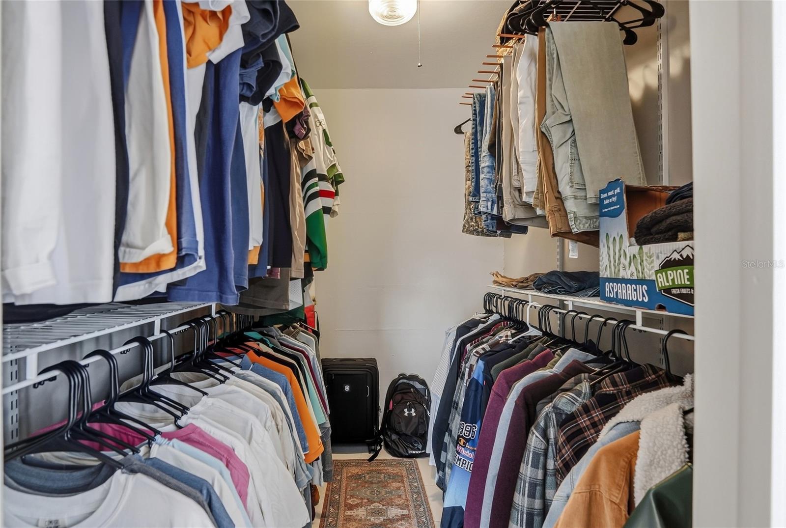 8602 CHAMPLAIN CT #90