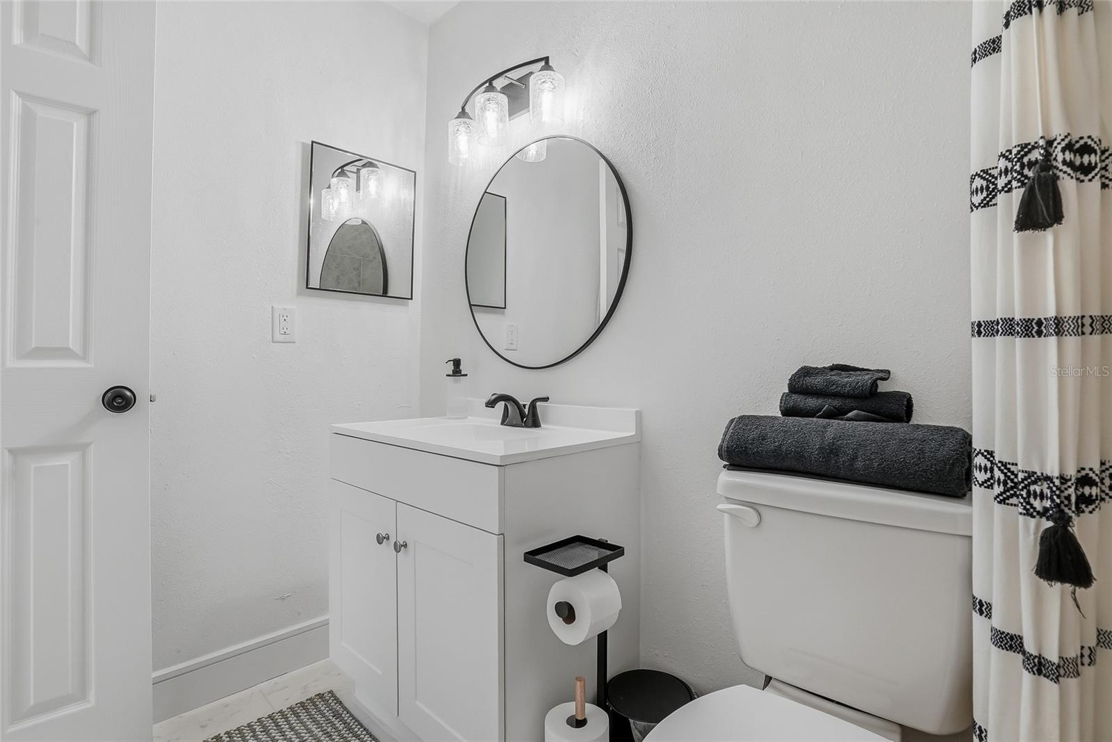 8602 CHAMPLAIN CT #90