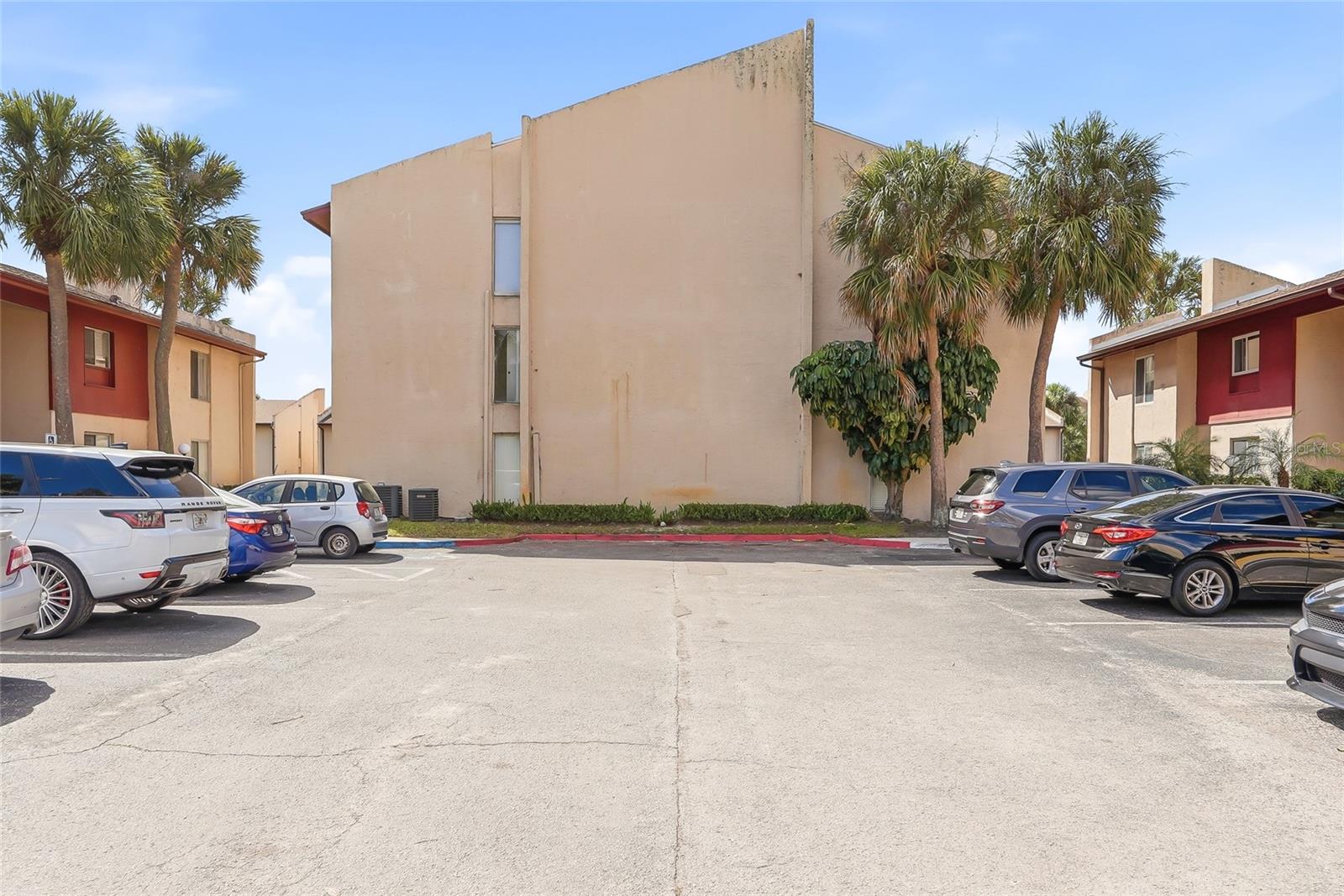 8602 CHAMPLAIN CT #90