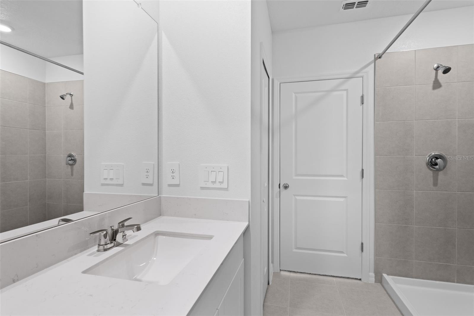11737 NOBLE BLOSSOM LOOP