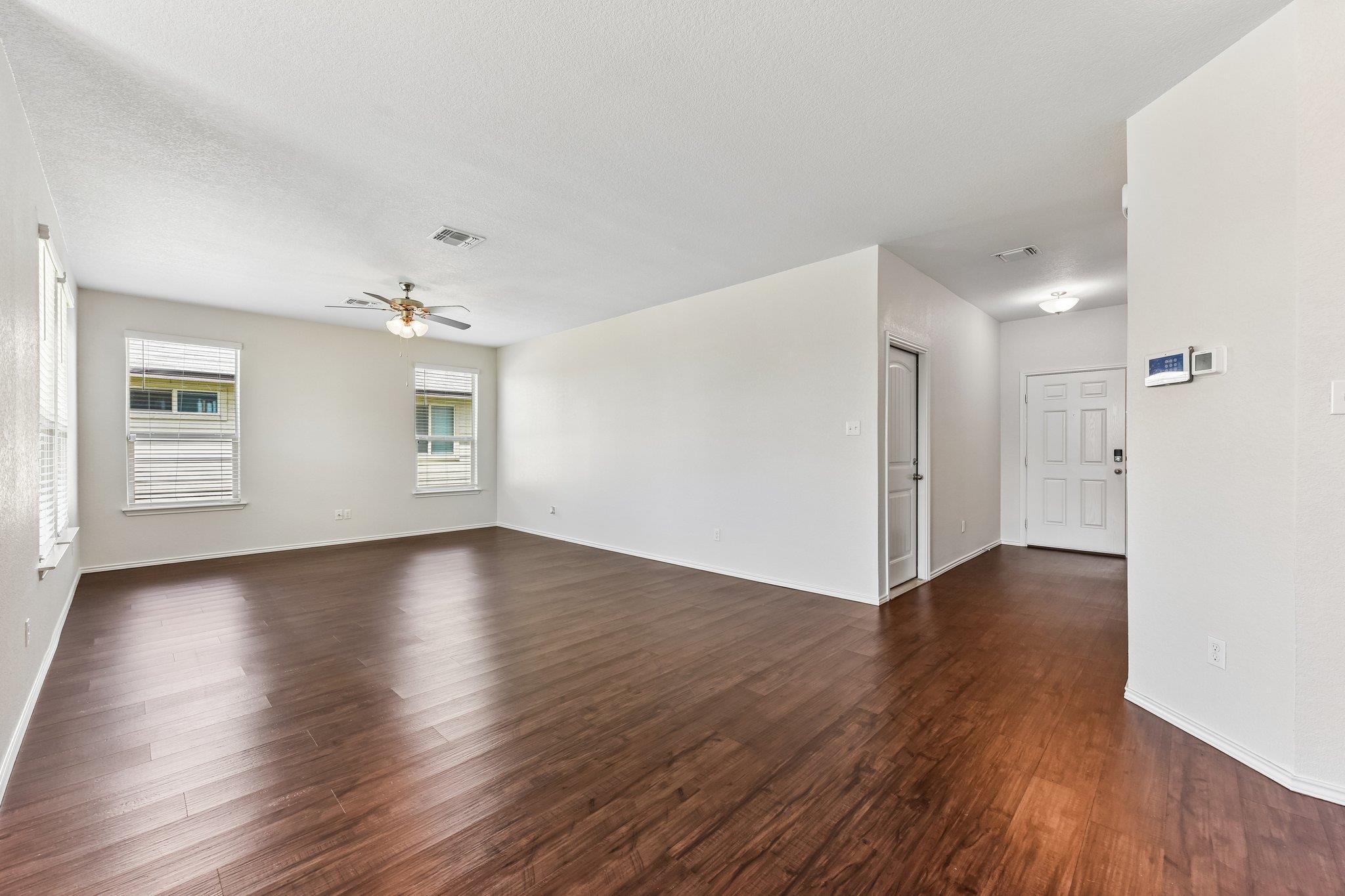 105 GREEN JAY DR