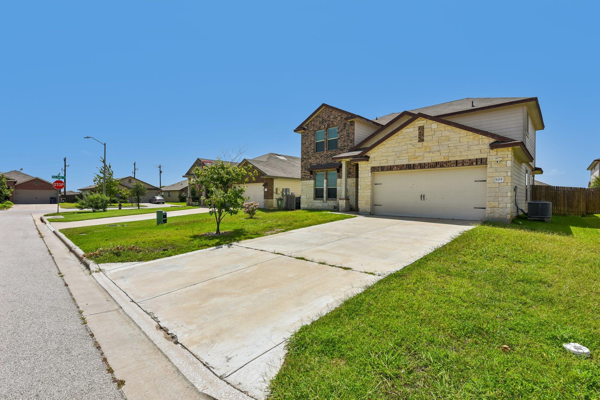 105 GREEN JAY DR