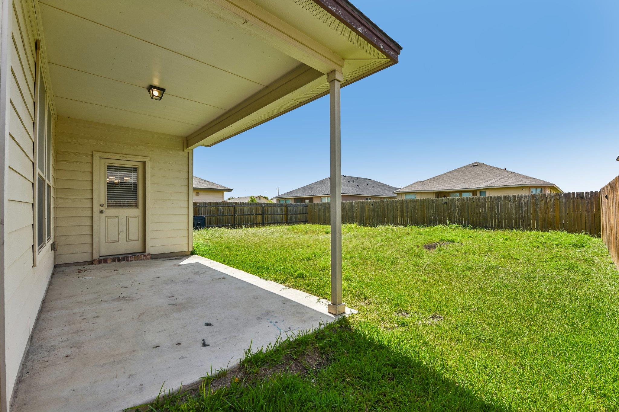 105 GREEN JAY DR