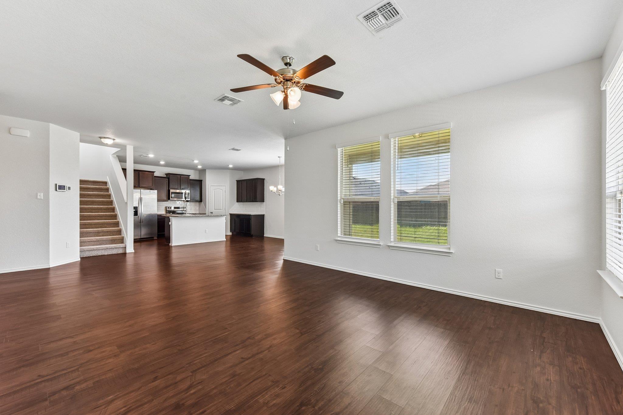 105 GREEN JAY DR