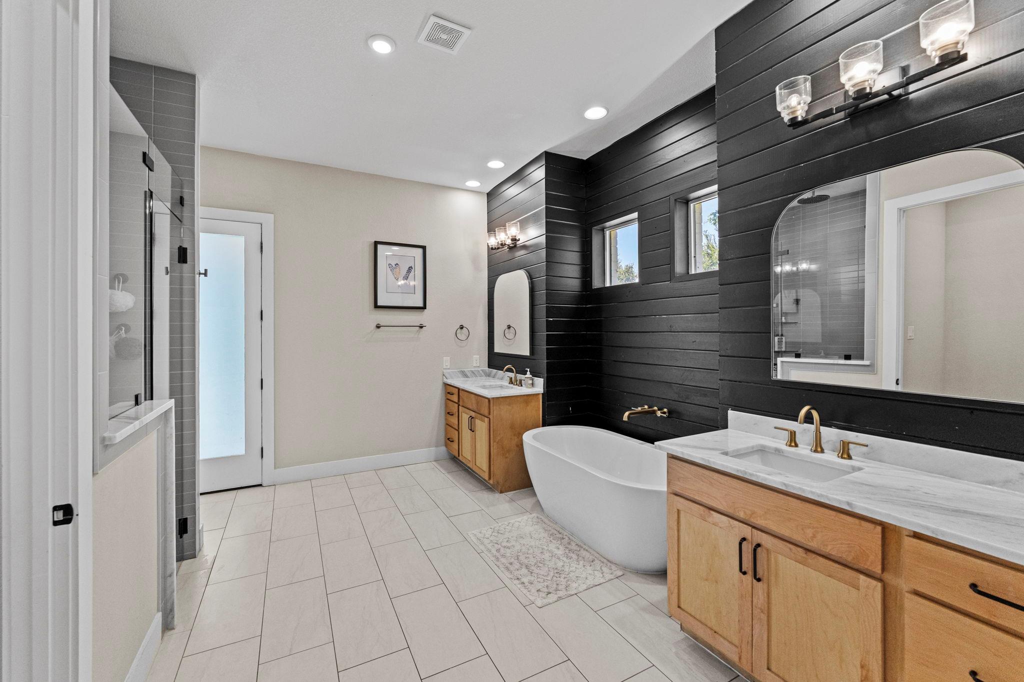 105 Taylor Creek WAY