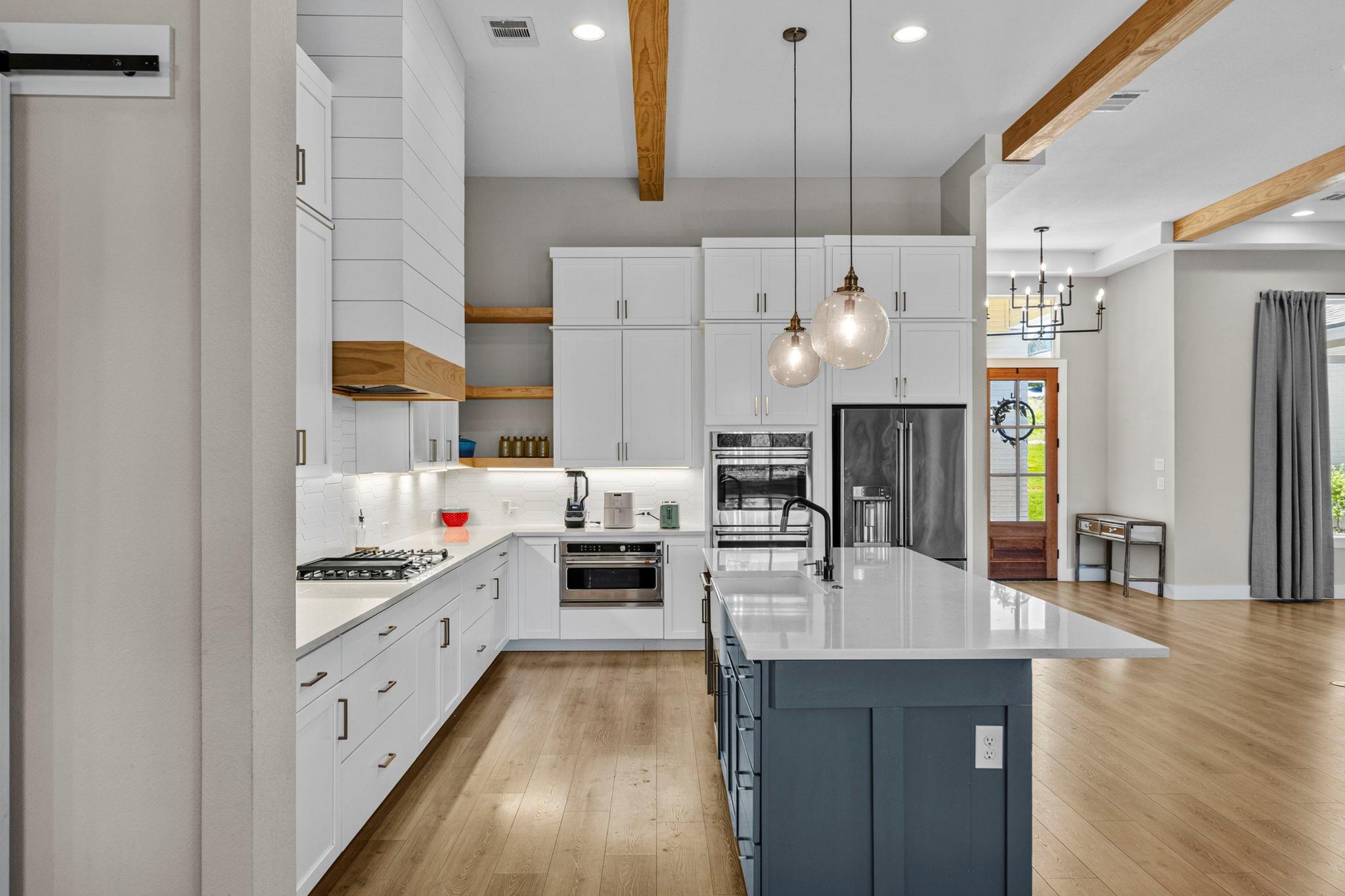 105 Taylor Creek WAY