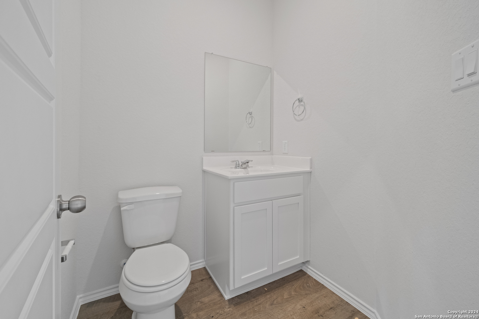 4231 Legend Heights