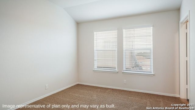 105 Middle Green Loop