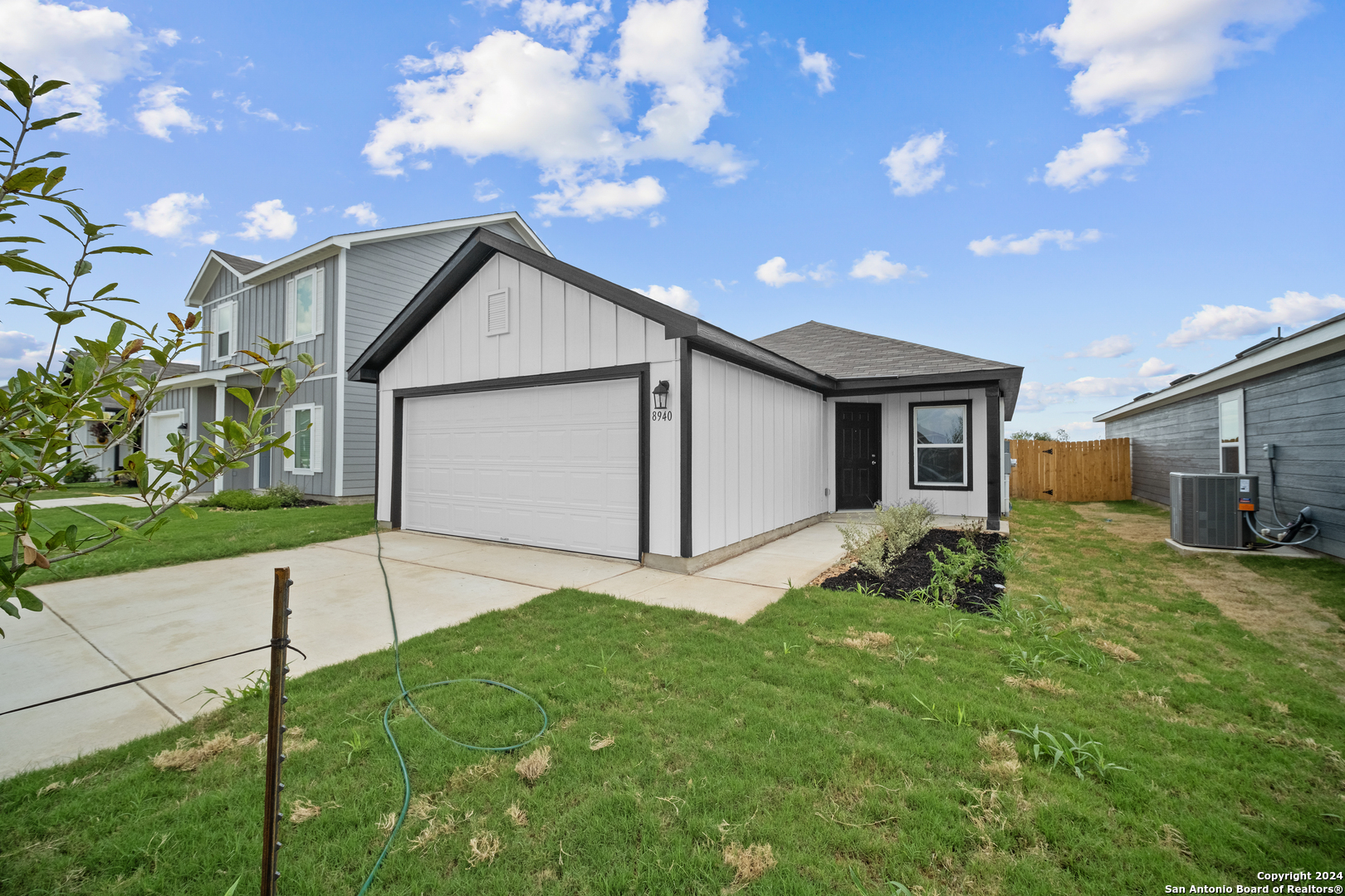 8940 Broad Wing Dr
