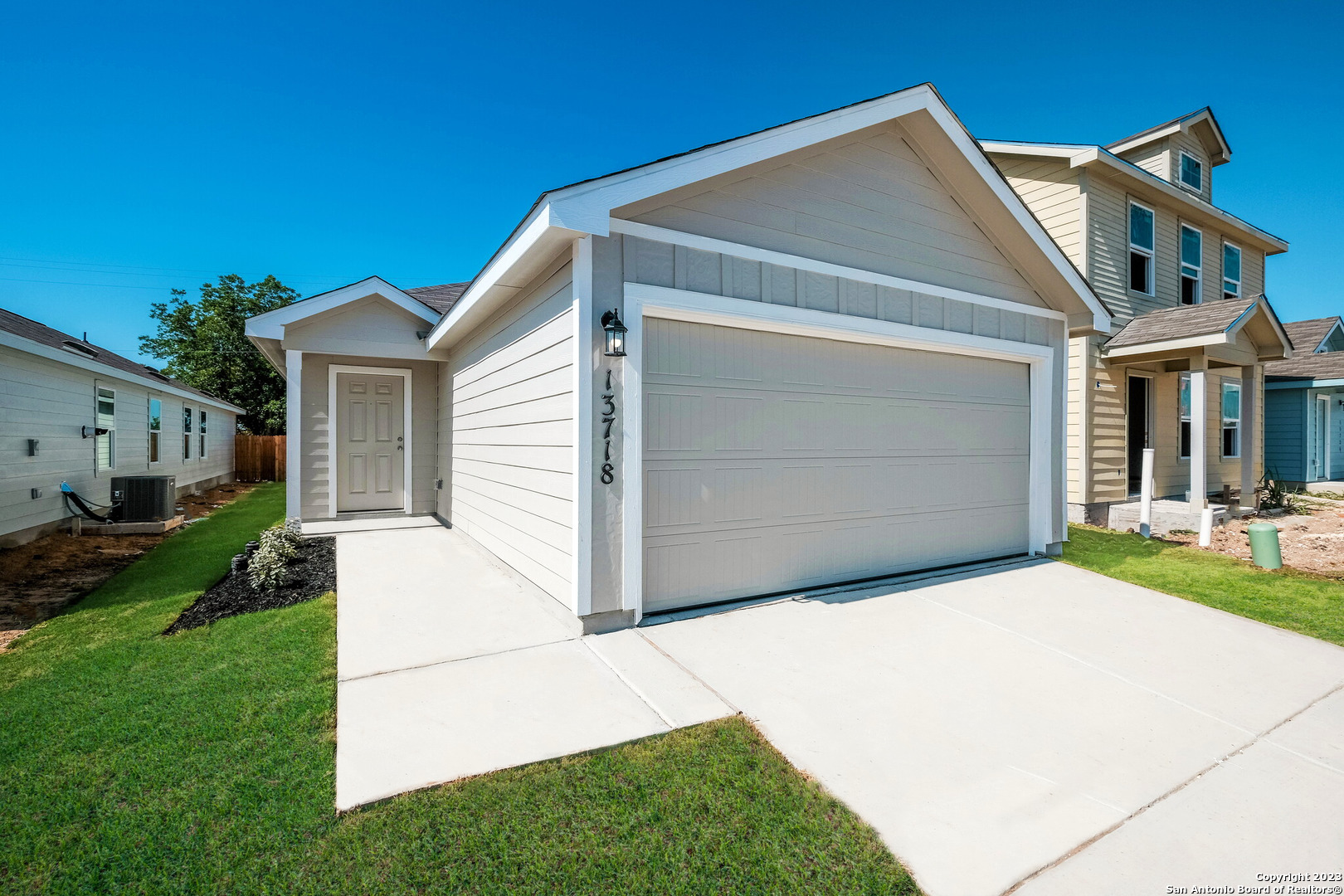 13611 Ansells Place