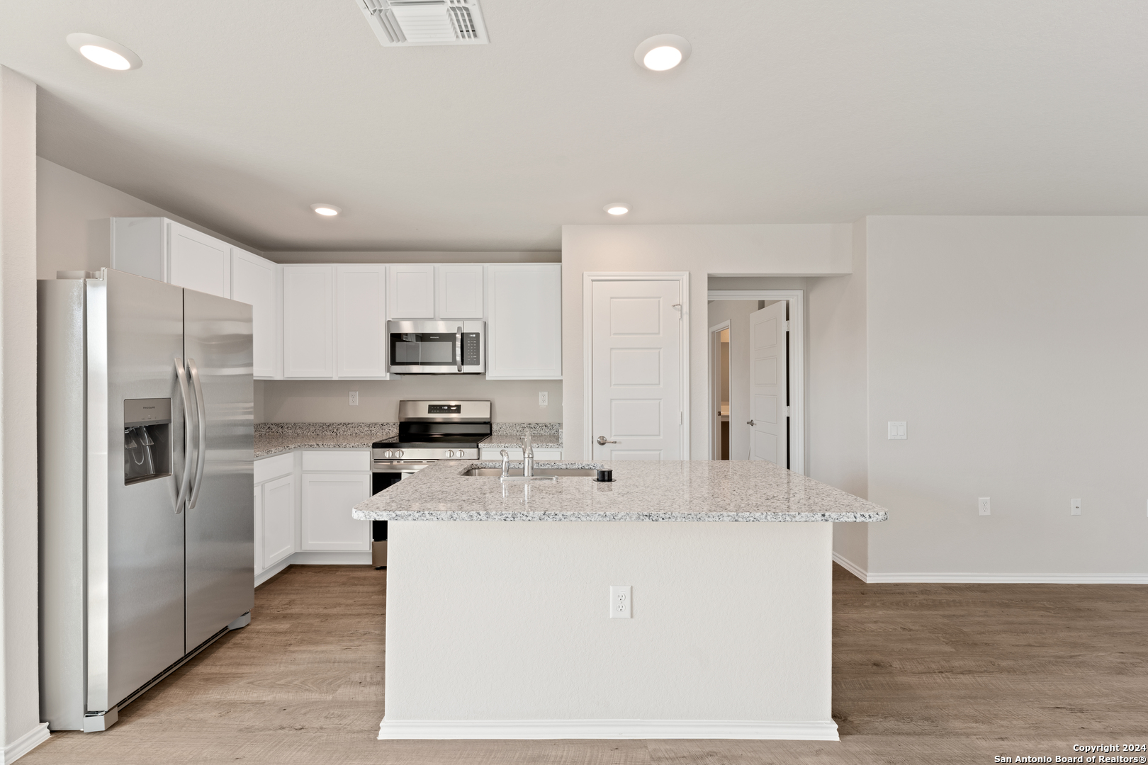 1418 Outrigger Way
