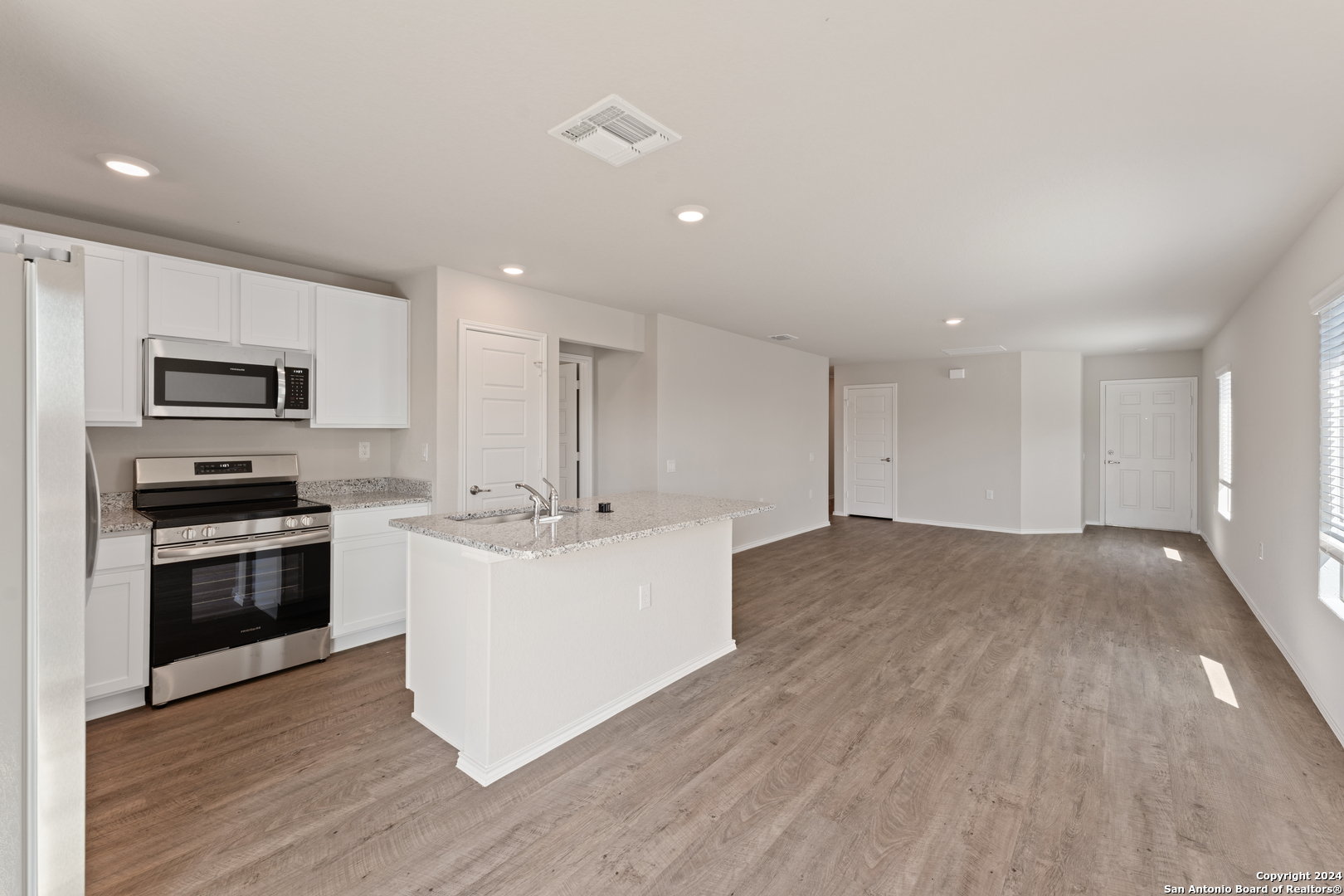 1418 Outrigger Way