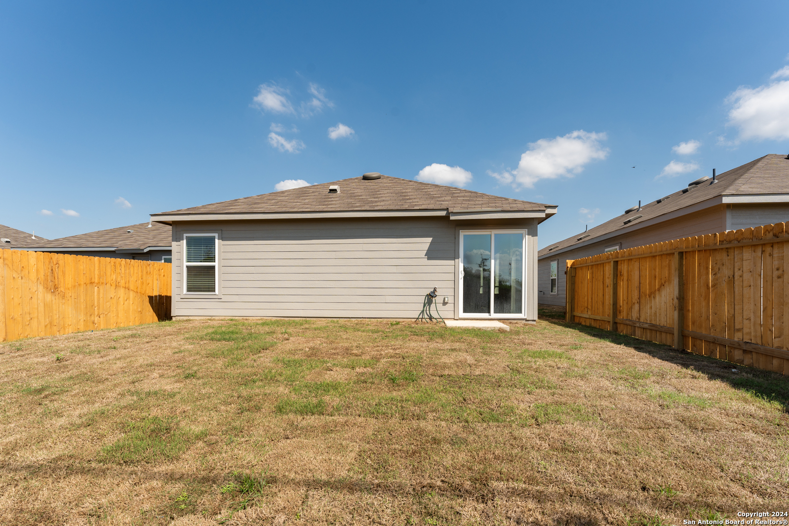 1418 Outrigger Way