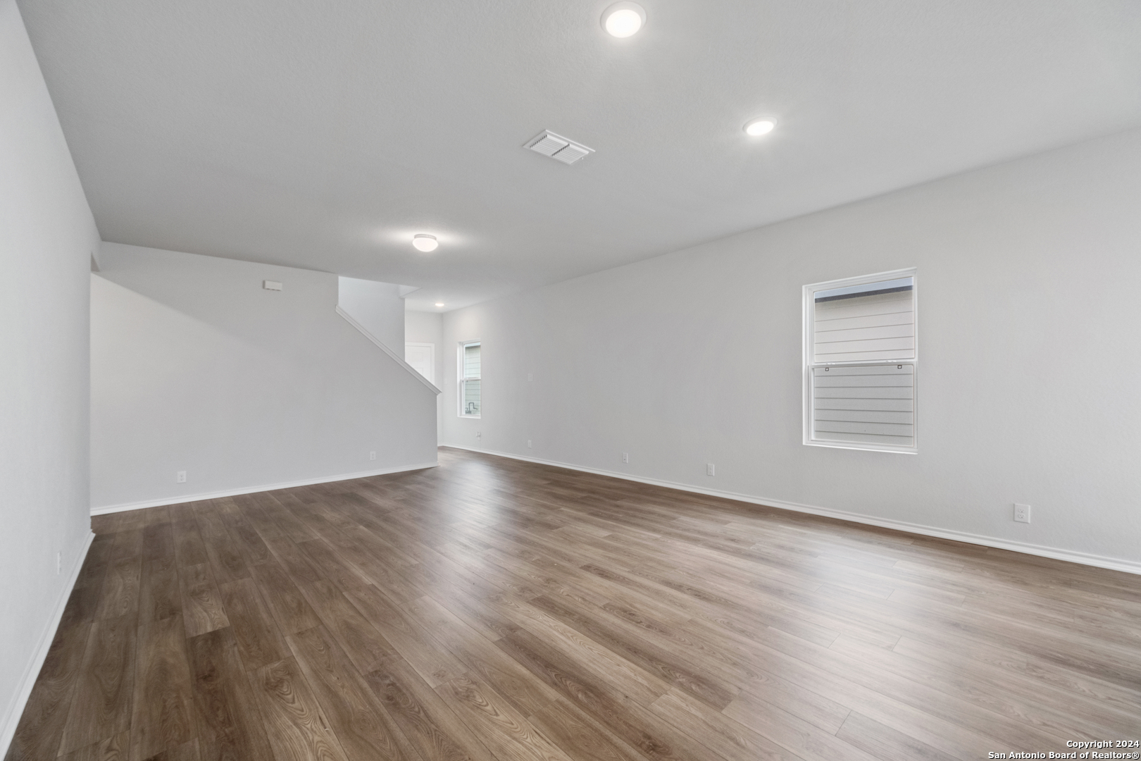 7051 Sycamore Pass