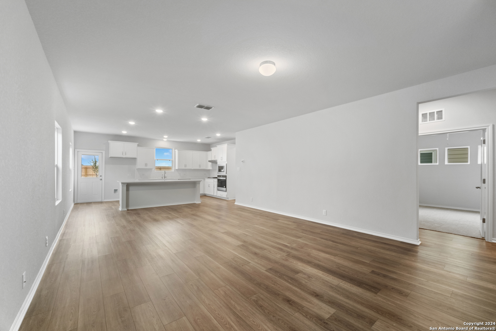 7051 Sycamore Pass