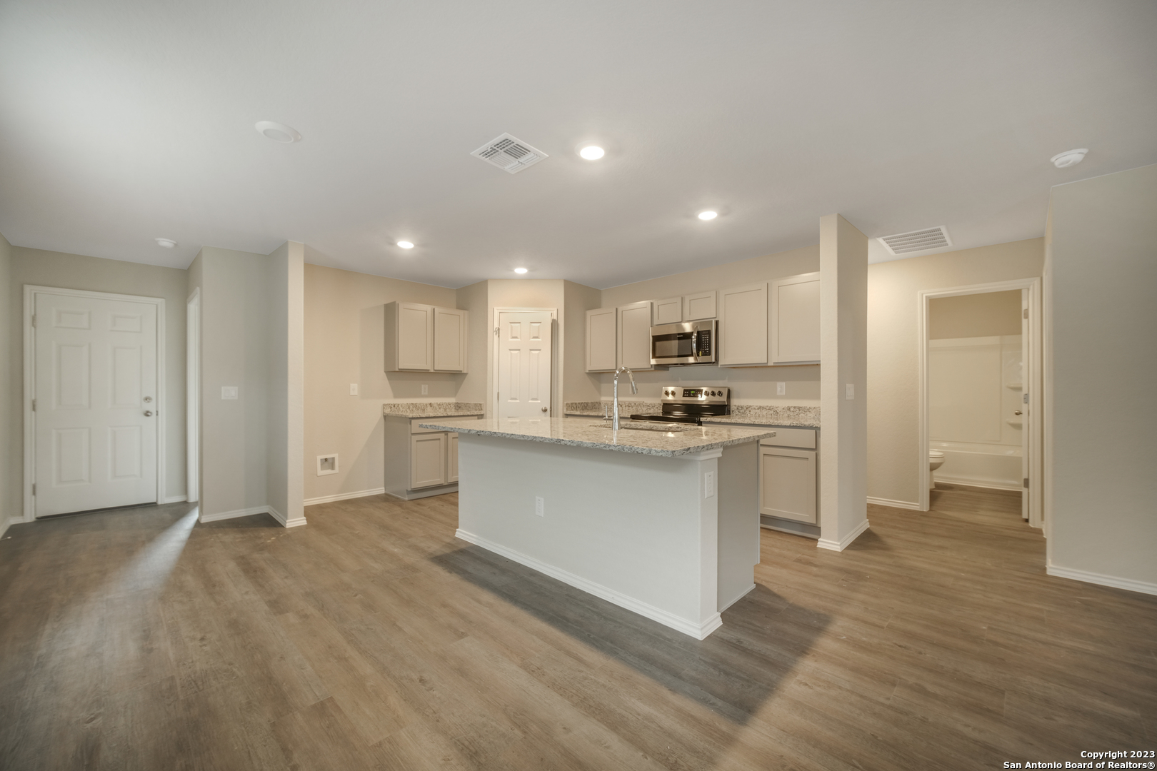 3432 McCrae Crossing