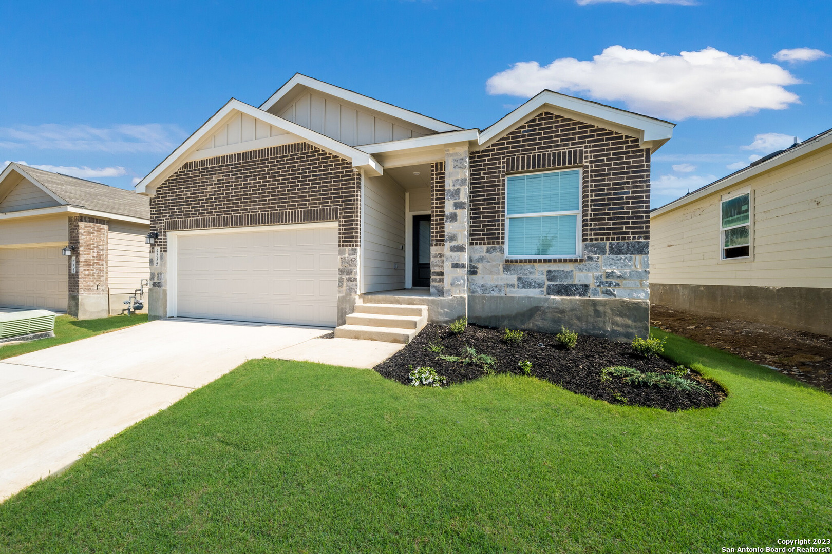 31912 Jacaranda Way