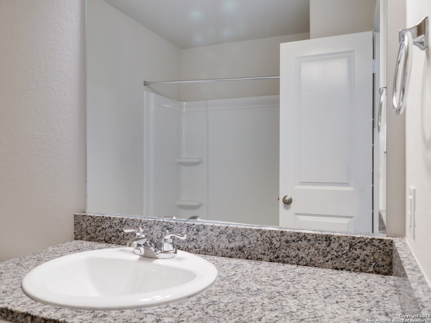 4922 Legacy Point