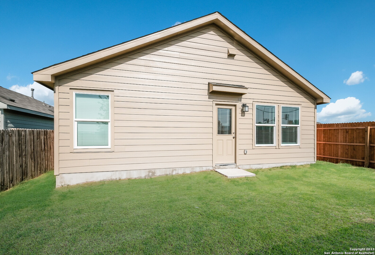 14712 Rhyolite Way