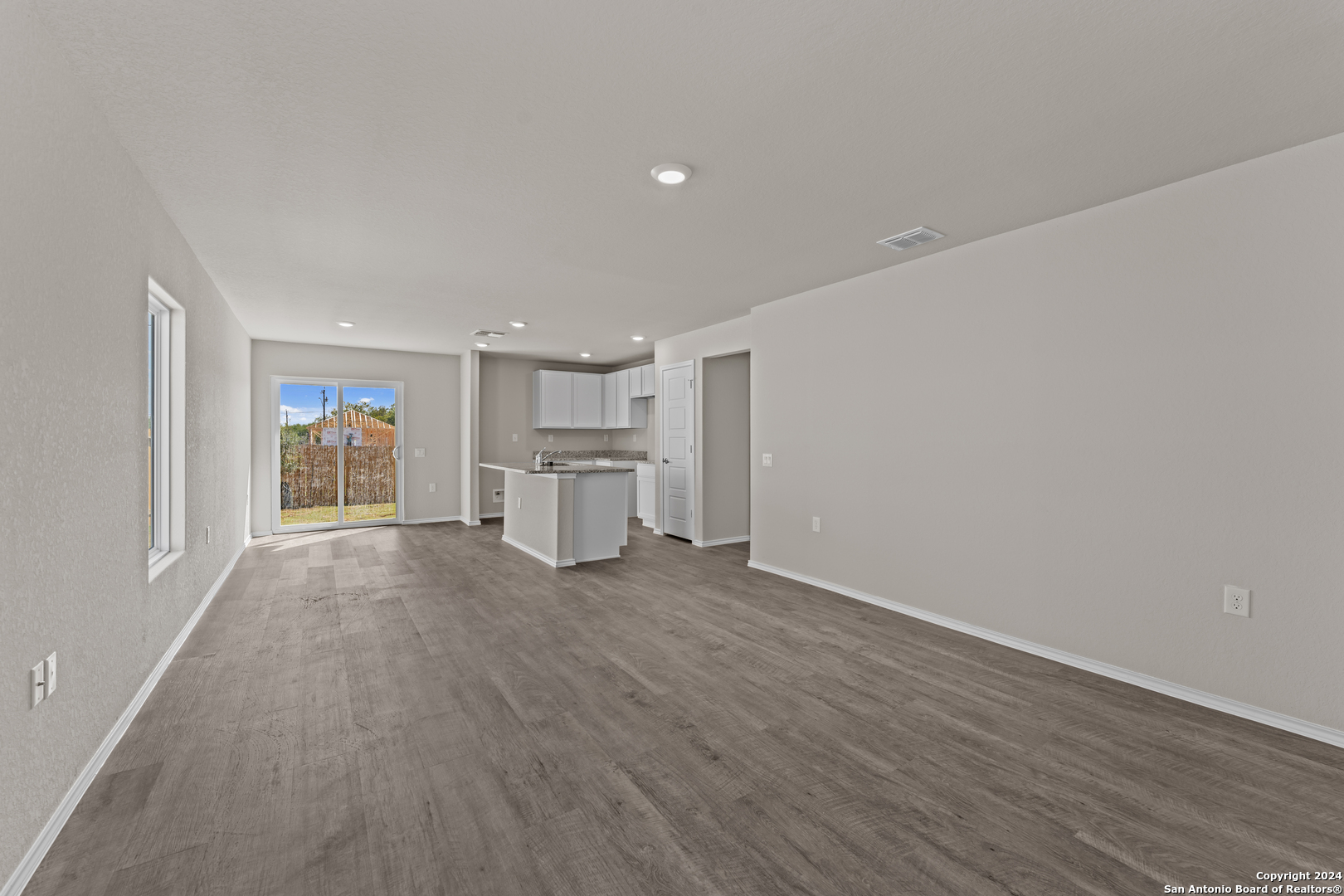 1410 Outrigger Way