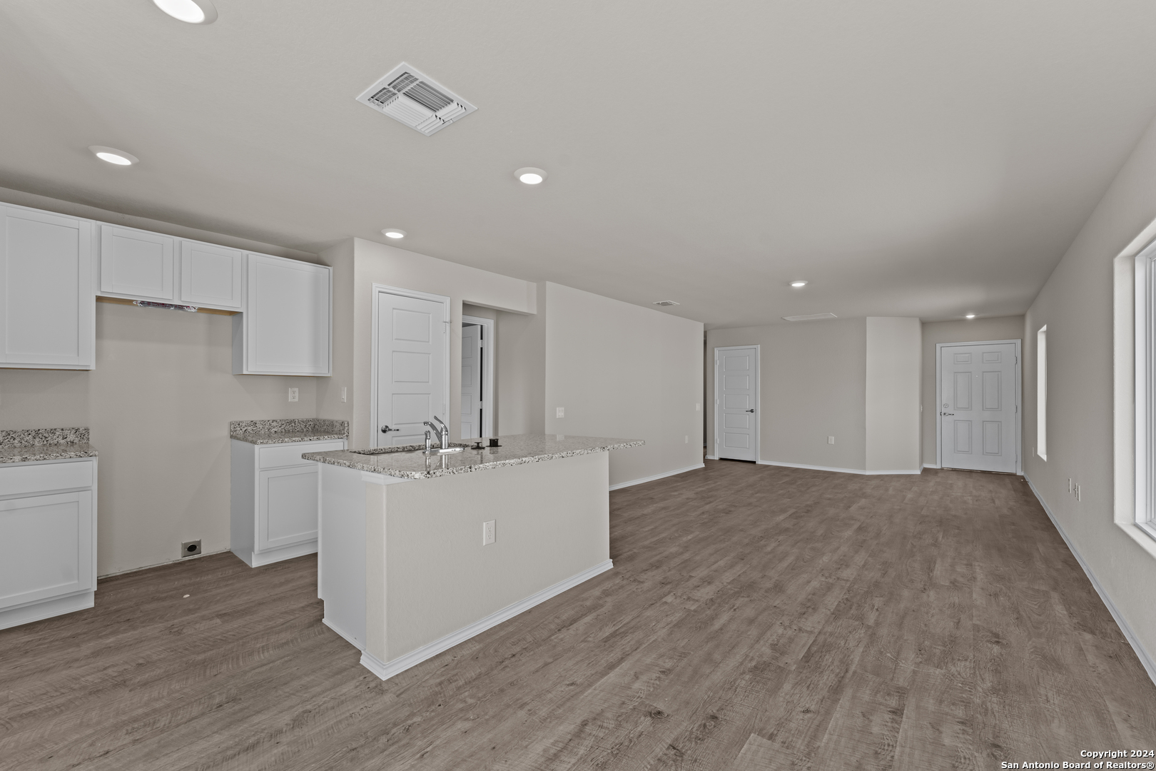 1410 Outrigger Way