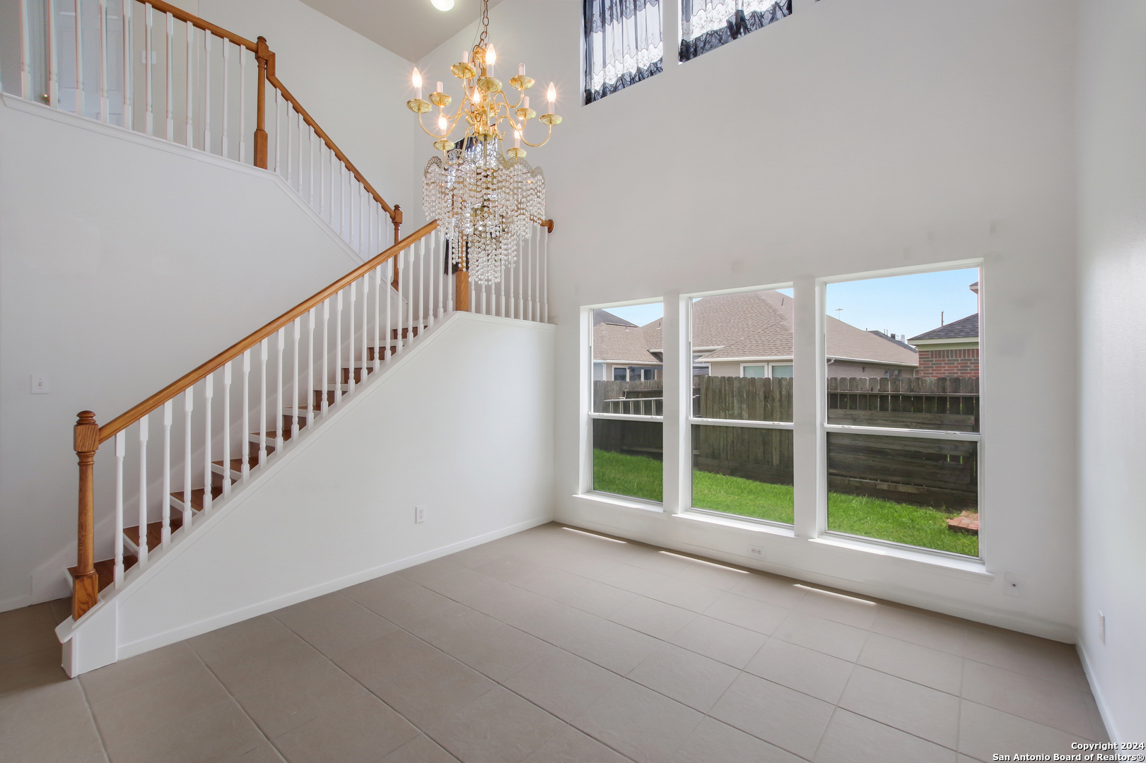 14306 Acorn Ridge Way