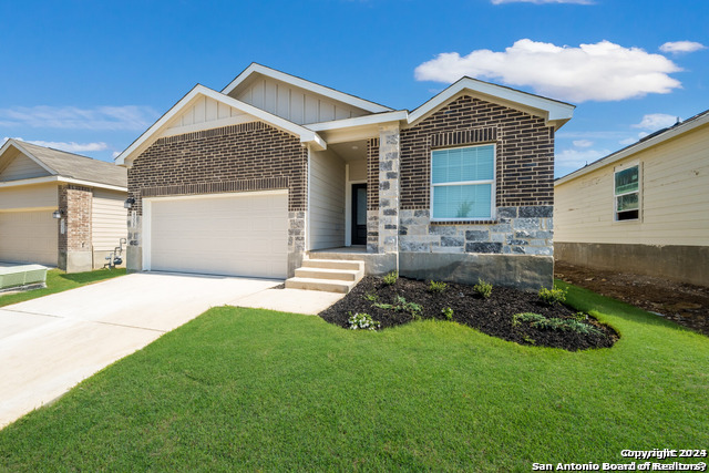 1402 Twisted Creek