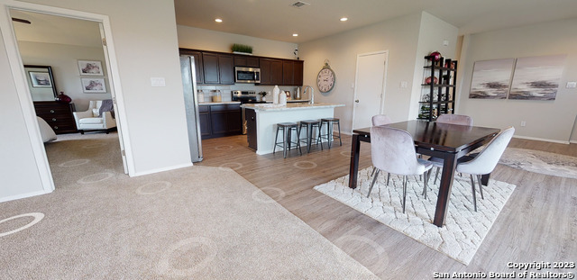 3230 Chandler Oak