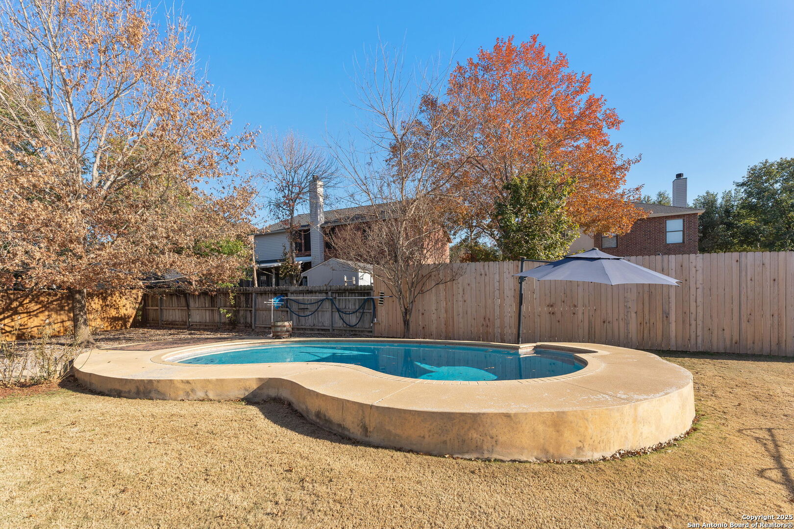 1613 Willow Top Dr
