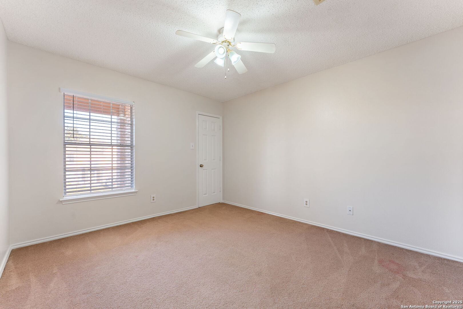 1613 Willow Top Dr