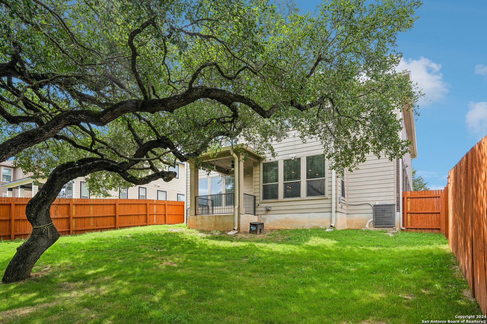 4602 SEBASTIAN OAK