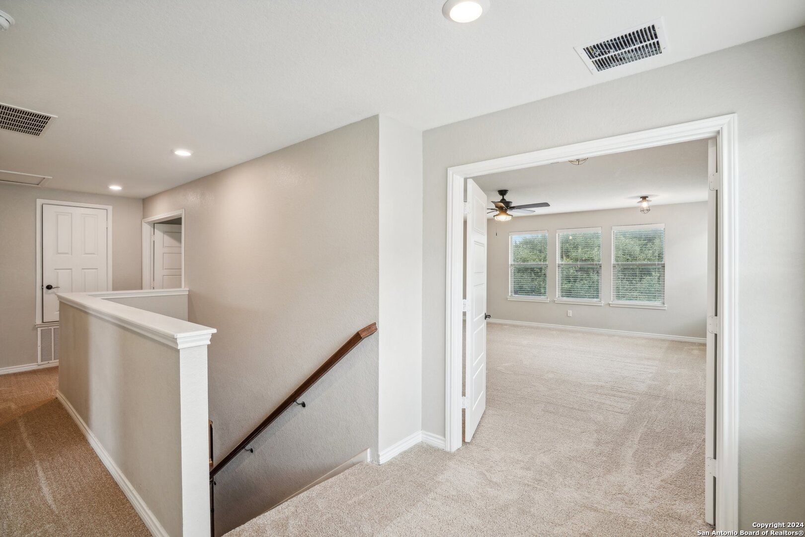 4602 SEBASTIAN OAK