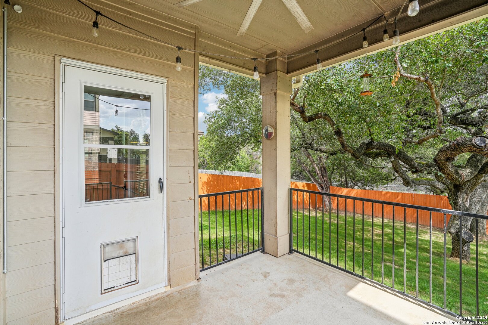 4602 SEBASTIAN OAK