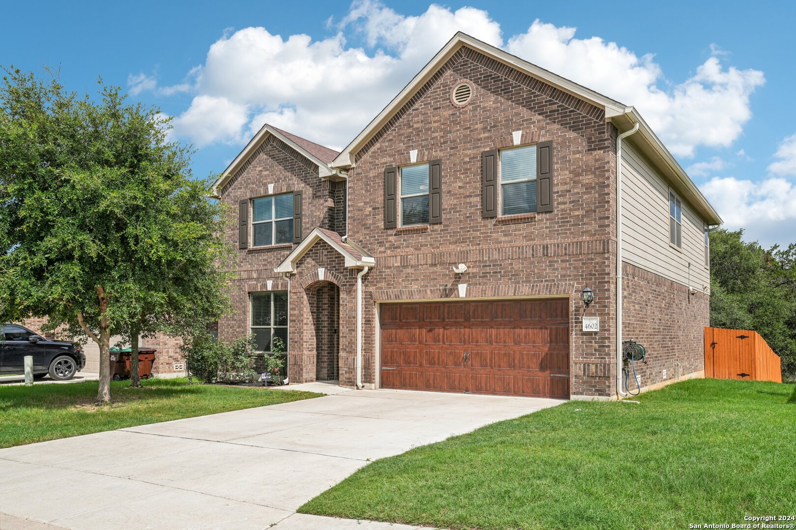 4602 SEBASTIAN OAK
