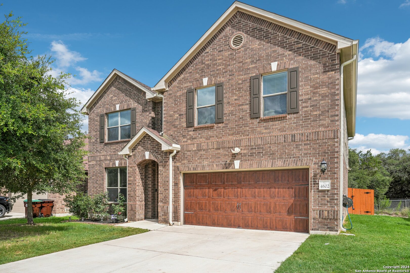 4602 SEBASTIAN OAK