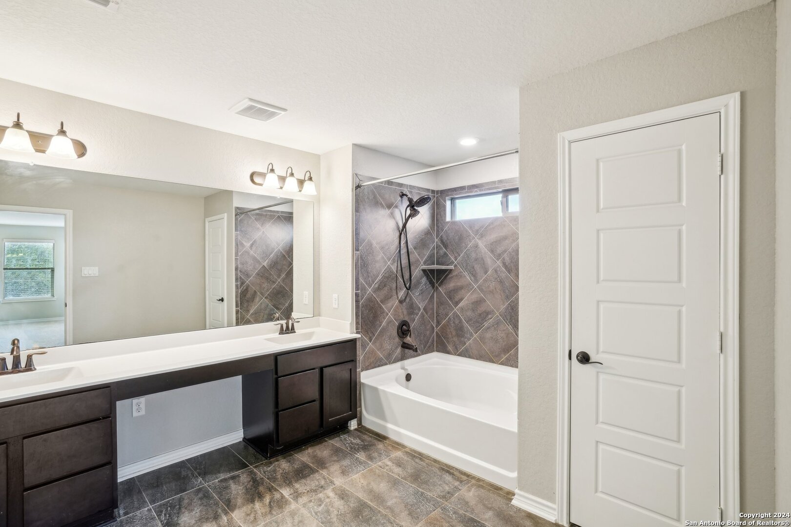 4602 SEBASTIAN OAK