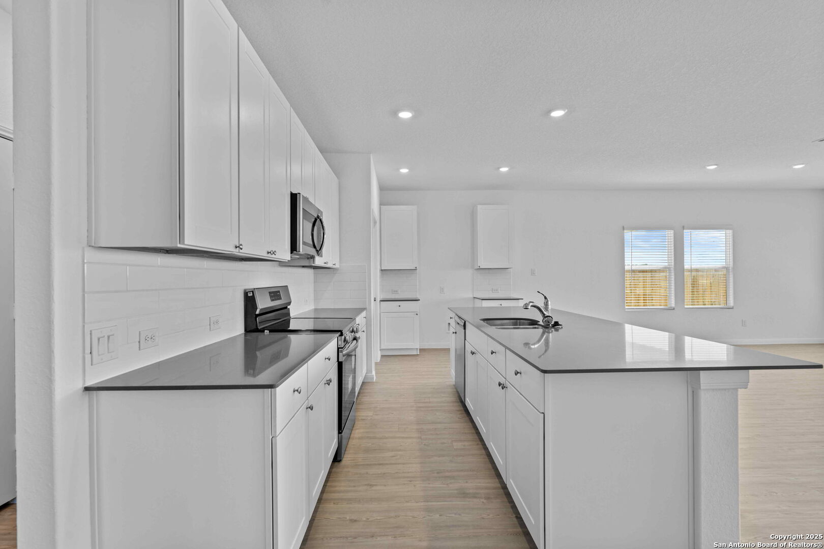 512 Cordova Terrace
