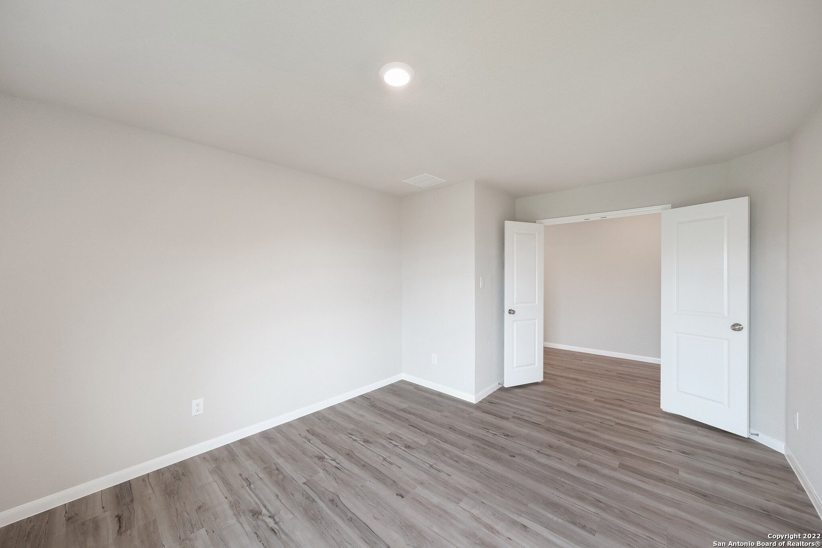 5028 Begonia Spring
