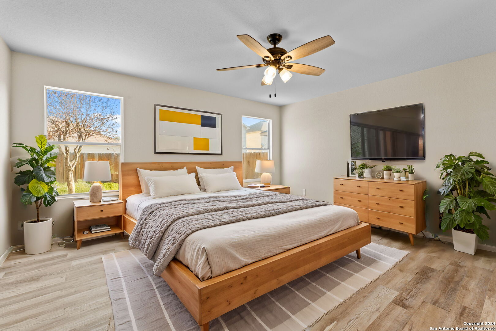 8803 LAGUNA RIO