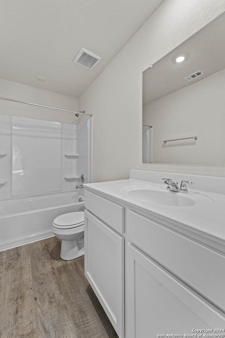 3437 McCrae Crossing