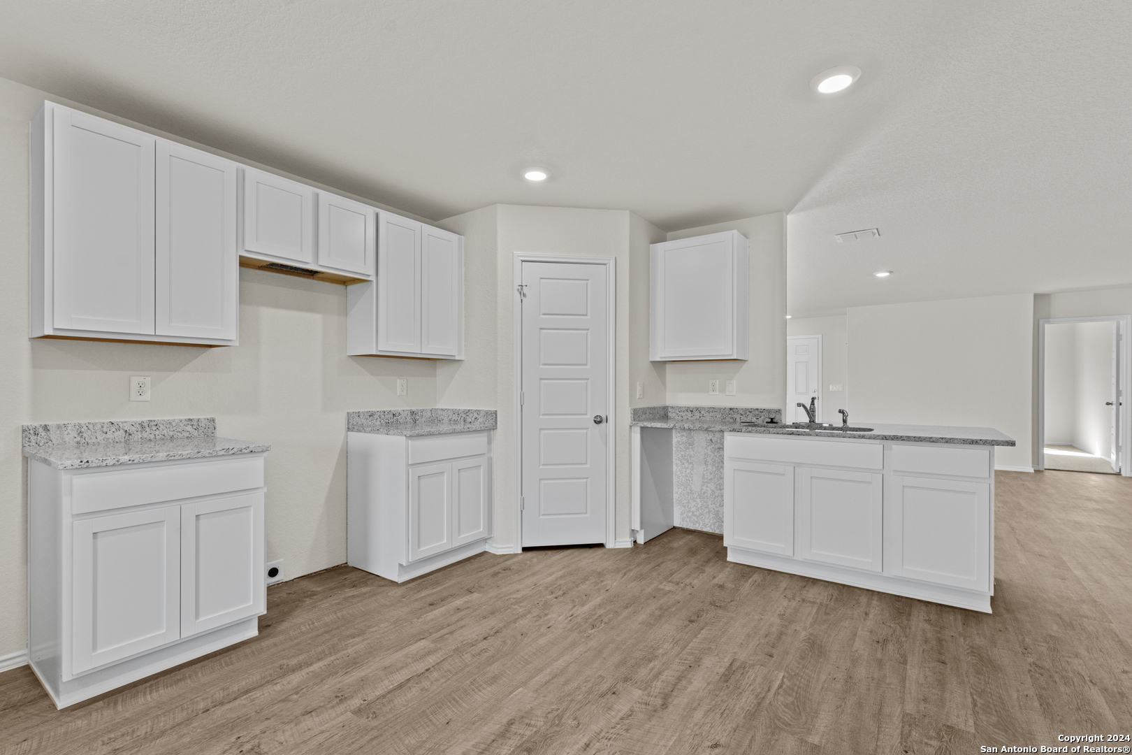 3437 McCrae Crossing