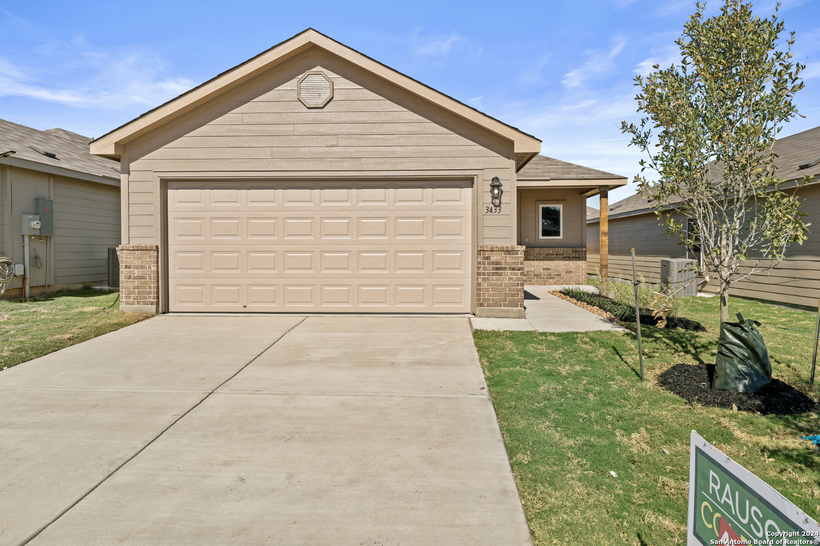 20724 Olive Grove