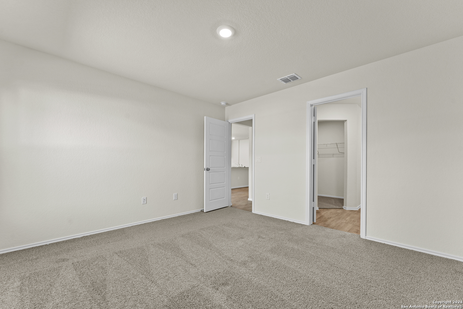 20724 Olive Grove
