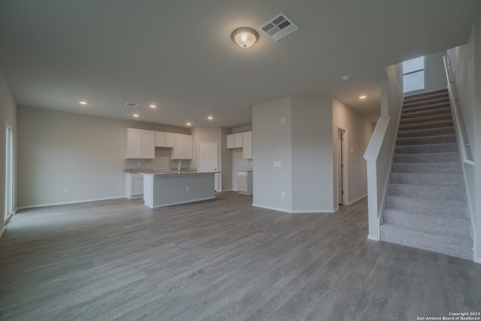 1822 Charlie Cove
