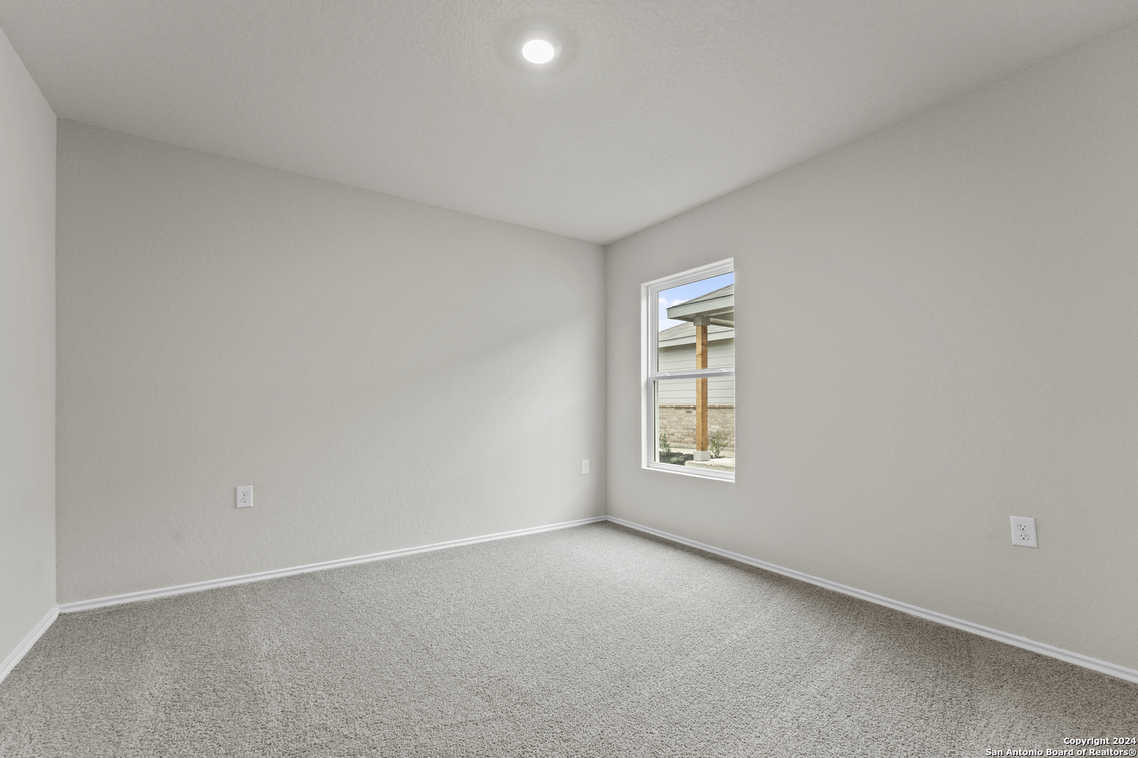 1534 Outrigger Way