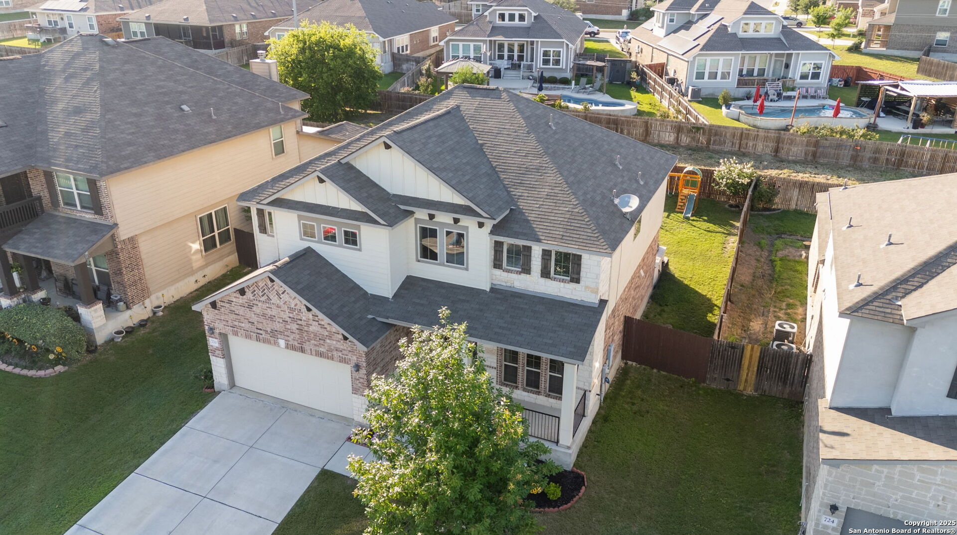 720 Morgan Run